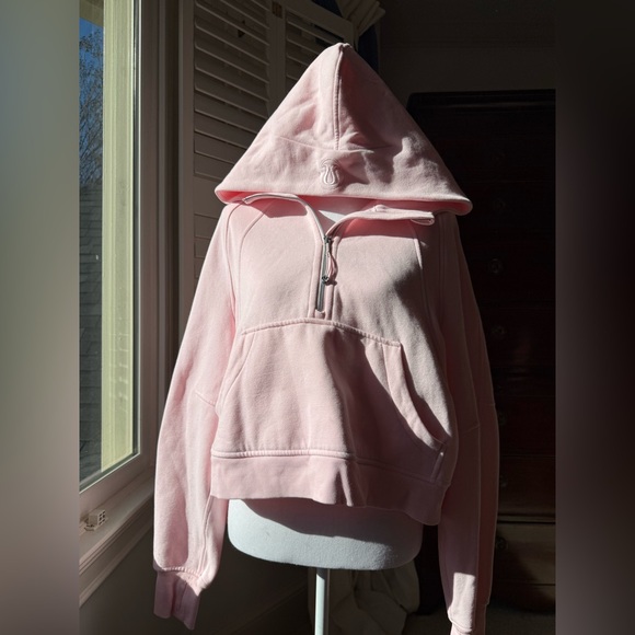 Lululemon Scuba Oversized Half-Zip Hoodie
Strawberry Milkshake size M/L - Picture 4 of 7